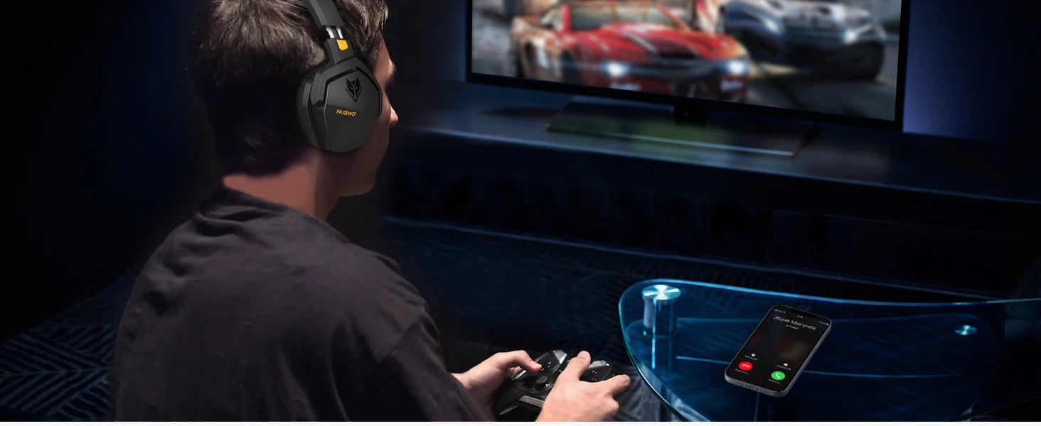 G06 Wireless Gaming Headset with Microphone